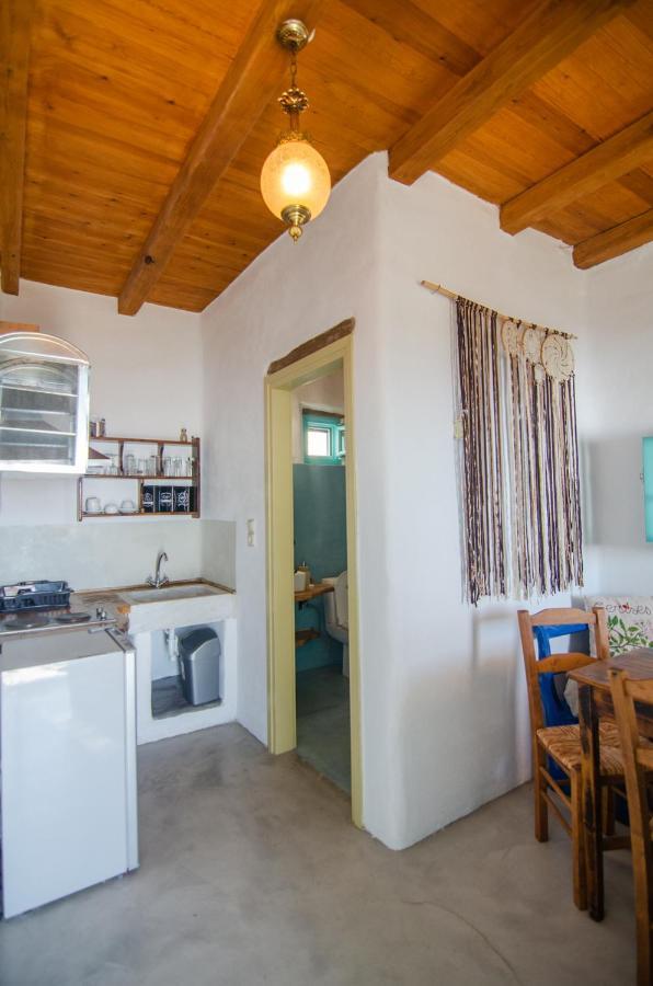 Dimitrakis Guesthouse 도노우사 외부 사진