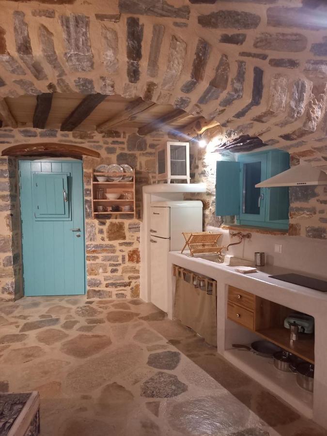 Dimitrakis Guesthouse 도노우사 외부 사진